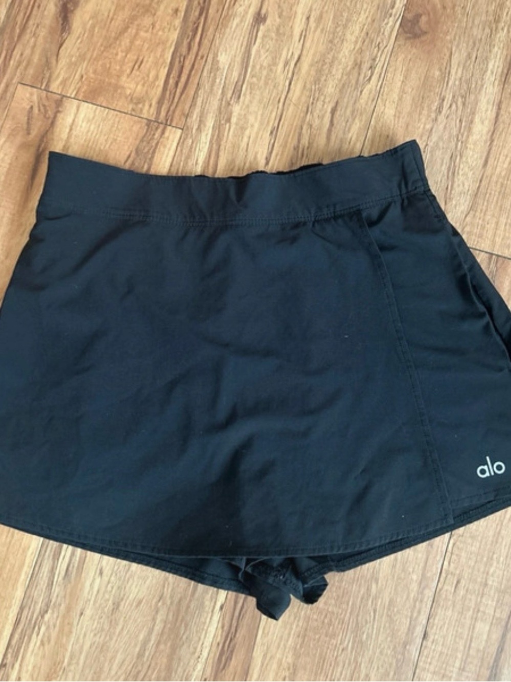 ALO Yoga Black Athletic Skort with Built-In Shorts